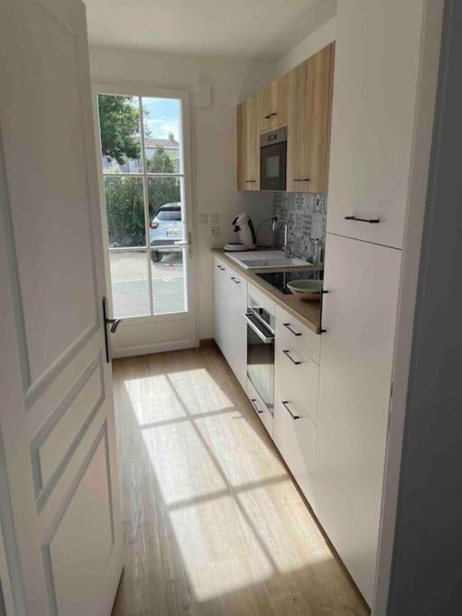 Maison De Vacances La Flotte 00491Ui Extérieur photo